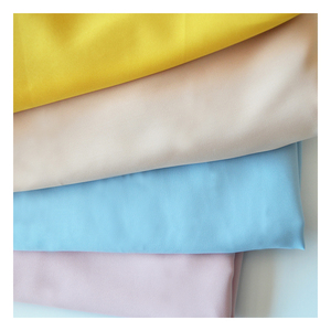 Tissu uni 100% polyester <span class=keywords><strong>Rosalinda</strong></span> SPH 150 g/m² pour Abaya du Moyen-Orient - Product Image 4