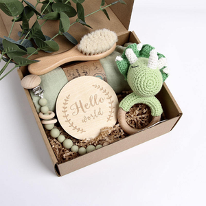 Set di Sonagli in Legno Ecologici e Non Tossici per Neonati, Giocattolo per Bambini con Dettagli all'Uncinetto, Ideale per Regali di Nascita e Baby Shower - Product Image 4