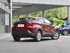 2025 Toyotas Izoa Suv 2.0l E-cvt Hybrid Car High Quality Dual Engine Vehicle Automatic Gearbox Fabric Dark New Condition Made - Product Image 6