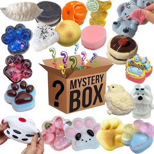 Juguete Sensorial Misterioso, Pata de Gato Kawaii, Comida Simulada, Juguete Blandito, Juguete para Apretar, Mochi Squishy, Juguetes Antiestrés, Caja Sorpresa - Product Image 1