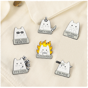 เข็มกลัดรูปแมวสีขาวน่ารัก ป้ายโลหะตลกๆ ตกแต่งเสื้อผ้า กระดุมติดเสื้อ ของตกแต่งที่ไม่เหมือนใคร สำหรับแฟชั่น งานวันเกิด วันชาติ - Product Image 4