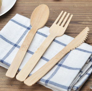 Ensembles de <span class=keywords><strong>couverts</strong></span> jetables en bambou de style coréen de 170mm <span class=keywords><strong>Couverts</strong></span> en bois personnalisés spécifiques à la restauration haut de gamme du fabricant - Product Image 2