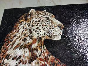 لوحة فنية جدارية من الفسيفساء الزجاجية بتصميم الفهد العصري مقاس 120×180 سم، بلاط باركيه كلاسيكي للاستخدام الداخلي والخارجي بتصميم جرافيكي - Product Image 4