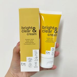 <span class=keywords><strong>Crema</strong></span> Viso Illuminante con Niacinamide per Uniformare il Tono della Pelle e Schiarire - Product Image 6