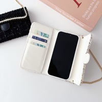 Étui de luxe pour téléphone portable Apple 15 Pro Max, style iPhone 16 Plus, avec chaîne de lanière, support de carte, cuir, accessoires électroniques, housse