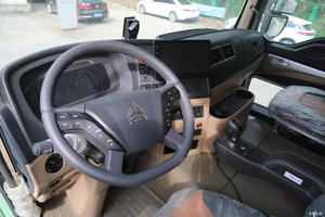 Nuevo Camión Volquete Howo 6x4 de 440HP, Camión de 10 Ruedas y 40 Toneladas Usado en Venta en África - Product Image 6