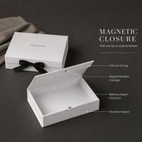 Boîte cadeau magnétique en carton rigide auto-érectible avec logo imprimé personnalisé, finition brillante, doublure en éponge, recyclable, pour bougies, portefeuilles