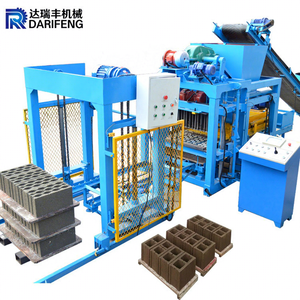 Macchinario Automatico ad Alta Produzione QT4-25 per la Fabbricazione di Blocchi |   Versatile per Mattoni in Cemento Solidi/Interlocking da <span class=keywords><strong>4</strong></span>/6/8/9 Pollici - Product Image 1