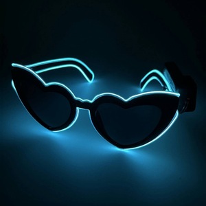 Occhiali da Sole a Forma di Cuore con Perle <span class=keywords><strong>e</strong></span> Diamanti LED in Plastica per Donne - Regalo per Damigelle per Halloween, <span class=keywords><strong>Pasqua</strong></span> <span class=keywords><strong>e</strong></span> Matrimoni - Product Image 6