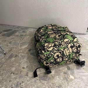 En stock, <span class=keywords><strong>sac</strong></span> à <span class=keywords><strong>dos</strong></span> décontracté <span class=keywords><strong>BAPE</strong></span> BABY, camouflage vert, petit singe du zoo, <span class=keywords><strong>sac</strong></span> d'école de style dessin animé pour garçons - Product Image 4