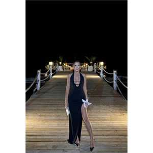 Robe de soirée noire de luxe, longue robe de bal avec détails de perles, taille empire, tissu en polyester, mousseline, maille, disponible en tailles XS et XL - Product Image 3