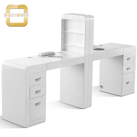 Chaise de pédicure design humanisation avec table de manucure blanche et mécanisme de vente bureau à ongles en verre