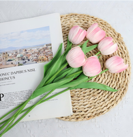 Bouquet de fleurs artificielles modernes en forme de tulipe fait main 2026 pour mariage, décoration murale et intérieure, Saint-Valentin, Fête des Mères