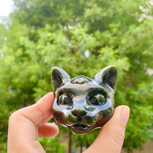 Venta al por mayor de cristal egipcio natural, jade verde, cabeza de gato, cristal, tres ojos, gato, 6cm, animales tallados para decoración de Halloween - Product Image 2