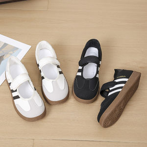 Chaussures plates pour femmes de style rétro, respirantes et confortables, avec fermeture velcro, chaussures de sport décontractées à rayures classiques - Product Image 1