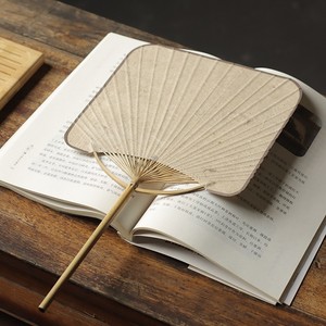 Abanico clásico chino de hojas de palma, abanico redondo japonés retro, hecho a mano con diseño inspirado en el Zen, abanico de bambú. - Product Image 3