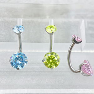 Nuovo <span class=keywords><strong>Piercing</strong></span> all'Ombelico per Bambini in Titanio G23 Grado Impiantabile con Cuore e Zirconia Cubica 5A, Rimovibile a Doppia Estremità con Filettatura Interna - Product Image 1