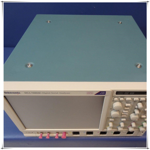 Osciloscopio Portátil de Doble Canal de Alta Precisión Rohde & Schwarz RTH1002 con 1 Año de Garantía Multivoltaje - Product Image 2