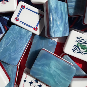 Juego de Mahjong de Lujo Conmemorativo de EE. UU. con Fuegos Artificiales, Fichas de Acrílico Cristalino, Talladas en 3 Capas, para el Hogar, Juego de Regalo de Mahjong para Jugar a Mano - Product Image 3