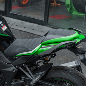 Cojín de asiento de pasajero para motocicleta XXUN para <span class=keywords><strong>Kawasaki</strong></span> <span class=keywords><strong>Ninja</strong></span> <span class=keywords><strong>1000SX</strong></span> 2020 2021 2022 <span class=keywords><strong>2023</strong></span> 2024 ABS 2024 - Product Image 3