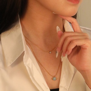 Collar de Moda de Acero Inoxidable con Baño de Oro de 18K, Cadena de Eslabones con Ojo Azul, Collar en Capas para Mujer con Colgante Redondo de Moneda y Zirconia - Product Image 3