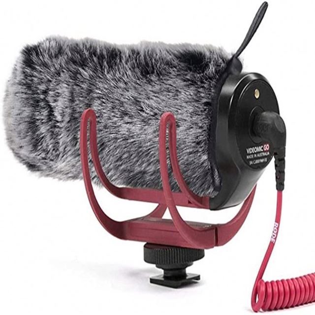 2 Pack Outdoor Sponge Foam Cover Mic Furry Fur Sleeve Windscreen Soundproof Wind Muff Soft Comfortable for Microphones Recording