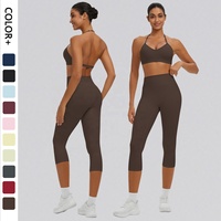 Ensemble de yoga 2 pièces : Soutien-gorge de sport dos nu à col halter anti-humidité et pantalon capri taille haute