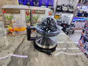 <span class=keywords><strong>Presse</strong></span>-agrumes électrique Hoffmans HM-8818 40W 500ml avec pichet transparent et poignée – Vente en gros - Product Image 1