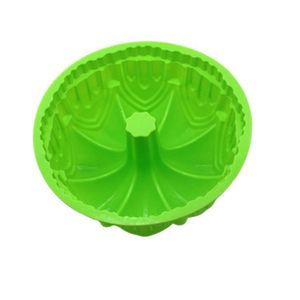 Moldes de Silicona para Hornear Cupcakes con Forma de Corona, Venta al Por Mayor - Product Image 4
