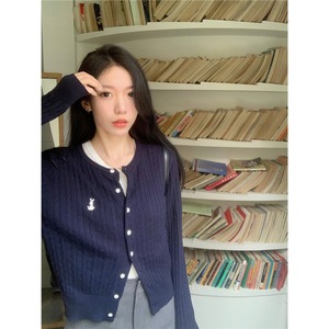 2025 Autumn/Winter Women's <strong>Woolen</strong> Cardigan New Style Embroidered Knitted <strong>Top</strong> with Loose Buttoned Printed Outerwear Neck Sweater - Product Image 4