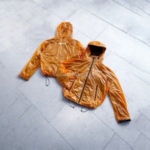Veste coupe-vent imperméable en nylon à double couche avec capuche, design tendance, veste softshell personnalisée, veste coupe-vent pour homme - Product Image 1