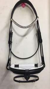 บังเหียนคุณภาพเยี่ยมพร้อมแผ่นรองจมูกแบบนุ่มพิเศษและบุนีโอพรีนด้านใน มีให้เลือกหลายสี - Product Image 4