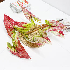 Cross-Border Turtle Back Fairy Taro Leaf Decoración <span class=keywords><strong>de</strong></span> pared Simulación <span class=keywords><strong>de</strong></span> plantas verdes con sensación <span class=keywords><strong>de</strong></span> vegetación artificial - Product Image 3