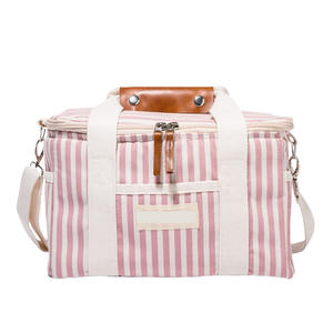 Sombrillas de playa de madera con flecos Vintage Premium Essentials para exteriores personalizadas 2024 con sillas, bolsas de lona, refrigeradores - Product Image 4