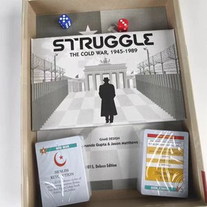Twilight Struggle, la Guerre Froide, jeu de société en papier personnalisable en anglais pour deux joueurs sur le thème de la Guerre Froide - Product Image 2