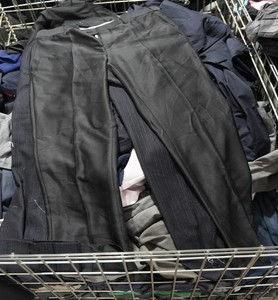 Pantalons habillés formels d'occasion de qualité pour hommes, stock en gros, pantalons de bureau professionnels, fournisseur d'exportation de vêtements usagés pour le marché de détail - Product Image 5