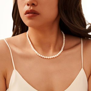 GPN26 RINNTIN Collar de Perlas Cultivadas de Agua Dulce con Cierre de Langosta de Plata de Ley 925 Chapado en Oro de 14K para Mujer - Product Image 1