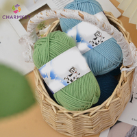 Offre Spéciale 100% acrylique en gros tricot à la main 5ply gros fil de coton de lait pour le crochet