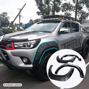 Accesorios Universales Flexibles para Automóviles de la Marca KQD, Guardabarros de Plástico ABS 4x4 Negros para Toyota HILUX 2016 en Adelante - Product Image 6