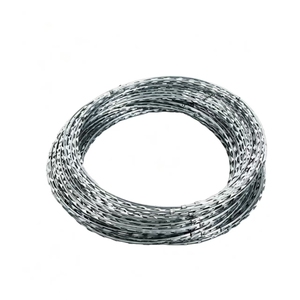 Alambre de púas de acero al carbono galvanizado en caliente de alta seguridad <span class=keywords><strong>Bto</strong></span> 22 Bto28 <span class=keywords><strong>Bto</strong></span> 30 Cbt 60 Cbt65 para cercas con certificación CE - Product Image 1