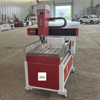 Machine de gravure publicitaire CNC automatique 6090, pour signalétique bicolore, acrylique, bakélite, gravure sur glace, relief fin/esculpture ronde