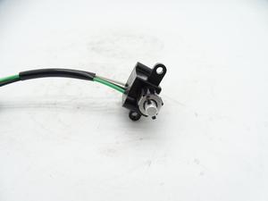 Interrupteur de frein 421-43-26471 pour chargeuse Komatsu WA300-3 WA320-3 WA350-3 WA380-5 WA400-3 WA430-5 WA450-3 WA800-3 - Product Image 2