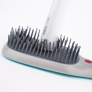 <span class=keywords><strong>VIC</strong></span> + Wave Cepillo de pelo para desenredar Salón de belleza Extensión de masaje personalizada Cuero cabelludo Bolsa rizada Impermeable OEM PCS - Product Image 4
