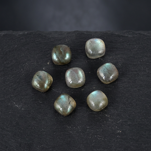 Labradorite blanche naturelle 6 mm, cabochon coussin, pierres précieuses en vrac, certifiées par un tiers, vente en gros, Gopika Exports Jewelry - Product Image 3