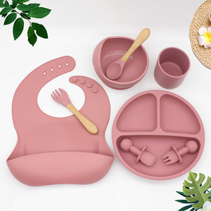 Vaisselle pour enfants personnalisée en gros, gobelet d'apprentissage pour bébé, fourchette, cuillère, bavoir, bol en silicone, assiette, ensemble d'alimentation - Product Image 6