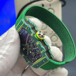 High-quality 6702 Style 7.8mm Green Carbon Fiber <b>Skeleton</b> <b>Automatic</b> <b>Watch</b> With Green Fabric Strap - Product Image 3