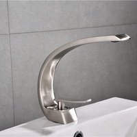 Robinets de lavabo montés sur le pont, Style moderne hôtel à poignée unique, couleurs 1 pièce