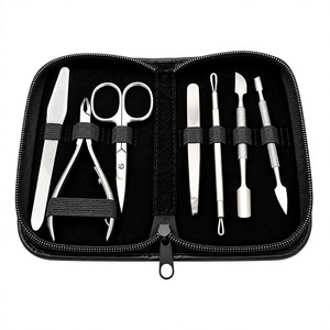 LUNAR IMPEX LI-SILVER 0002 Ensemble d'outils de soin des ongles multifonctionnels en acier inoxydable personnalisé pour manucure, pédicure, beauté personnelle - Product Image 1