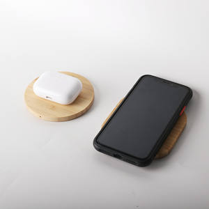 Chargeur sans fil pour téléphone à <span class=keywords><strong>induction</strong></span> rapide 15W en bambou écologique, <span class=keywords><strong>mini</strong></span>, fin, portable, avec logo personnalisé, port Type-C, OTP/OVP - Product Image 4