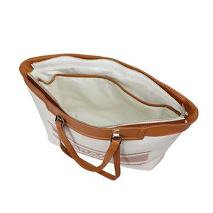 Sac à main pour femme, motif géométrique, en cuir PU souple, avec poignée supérieure, certifié BSCI/Sedex, vente en gros - Product Image 6